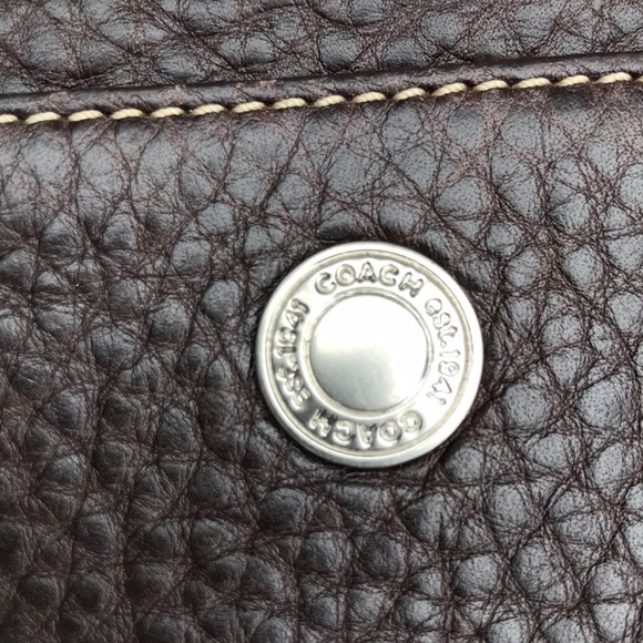 Coach Chelsea shoulder bag circa 2007. - Picture 10 of 15